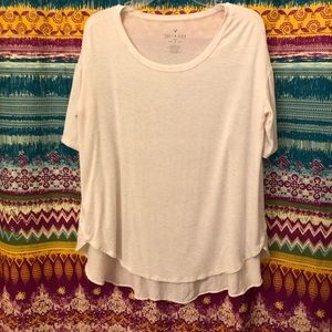 American Eagle shirt only worn once! Size M
